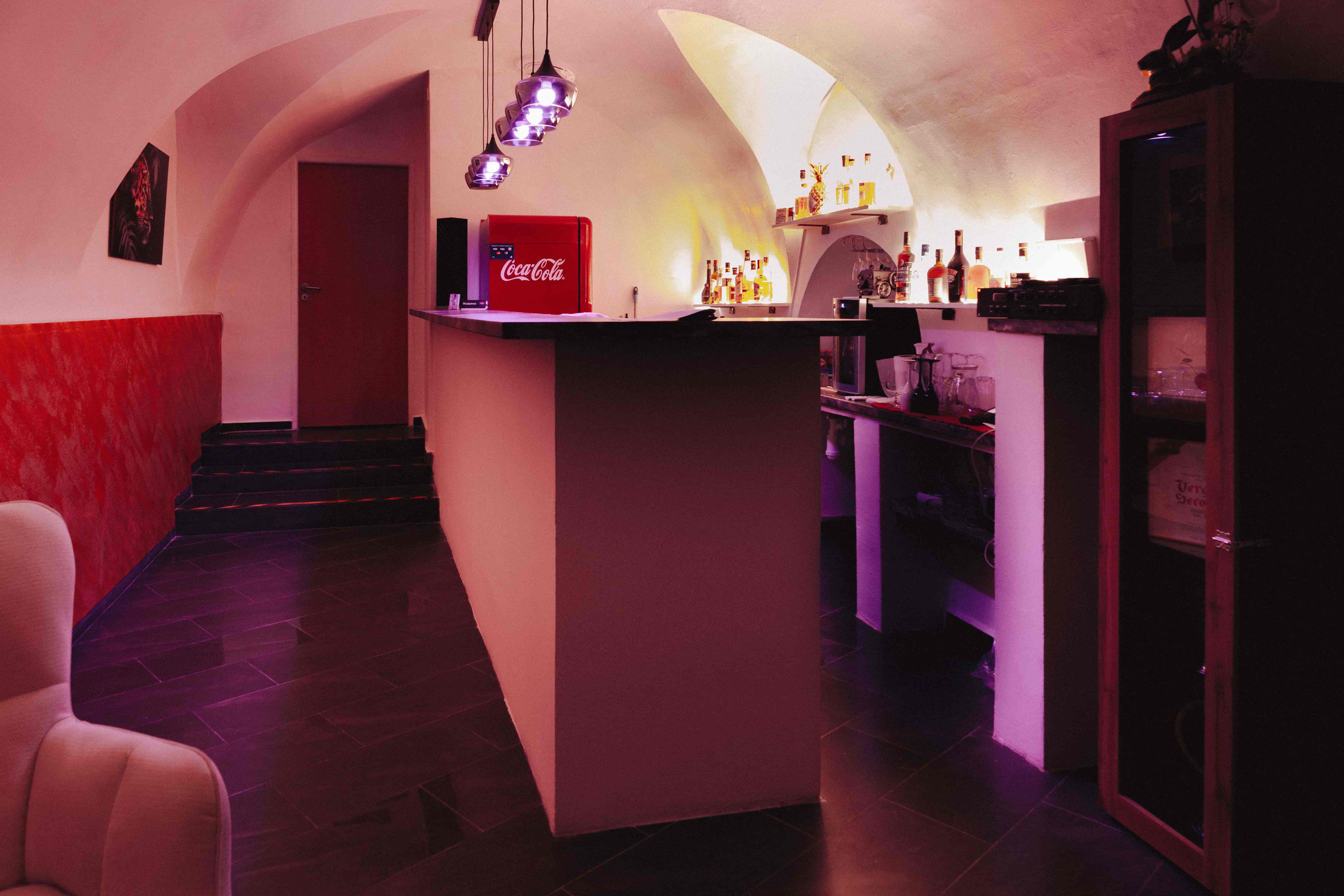 Atmosféra nočného klubu Diamond Košice — VIP lounge, bar a privátne kabíny 10