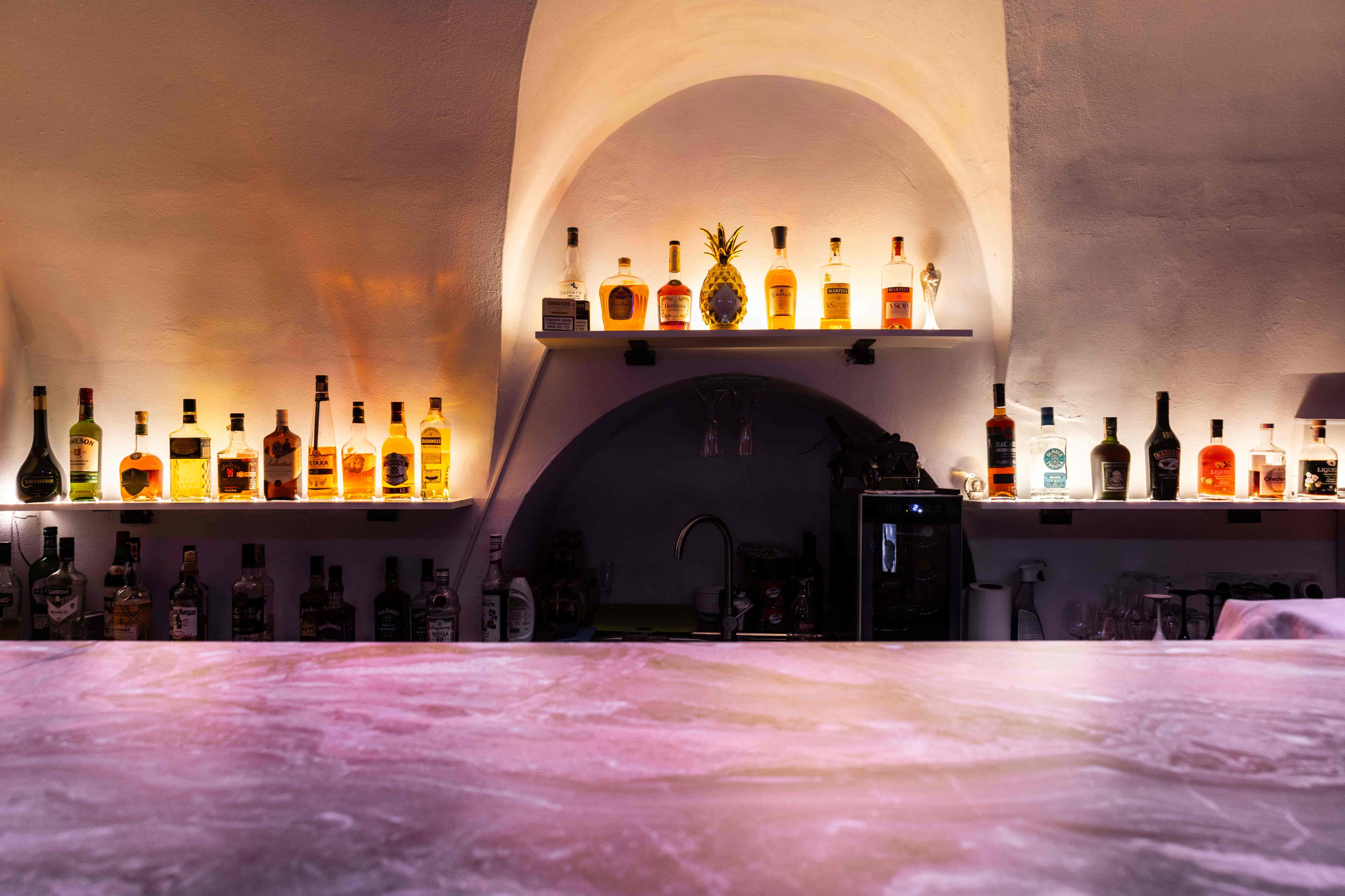 Atmosféra nočného klubu Diamond Košice — VIP lounge, bar a privátne kabíny 11